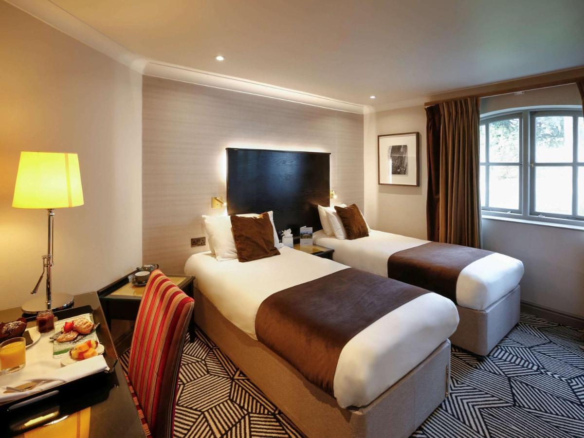 Hunton Park Hotel Кингс-Лангли Экстерьер фото