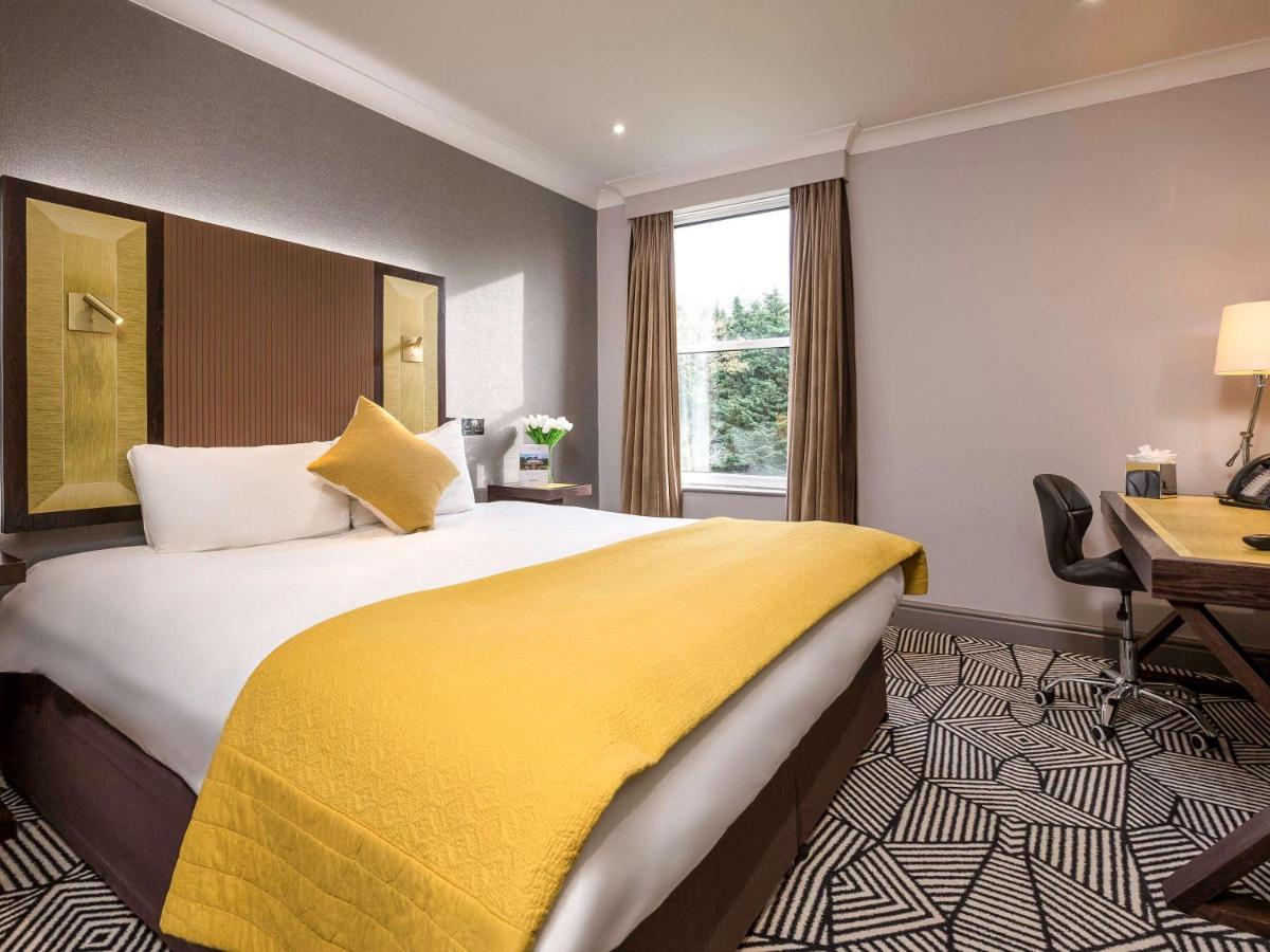 Hunton Park Hotel Кингс-Лангли Экстерьер фото