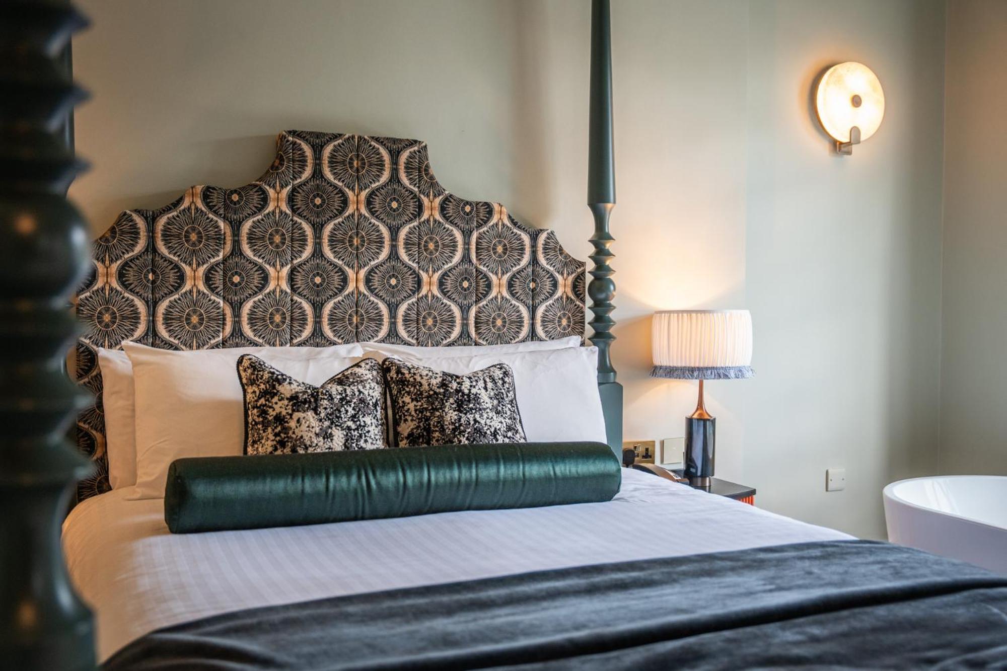 Hunton Park Hotel Кингс-Лангли Экстерьер фото